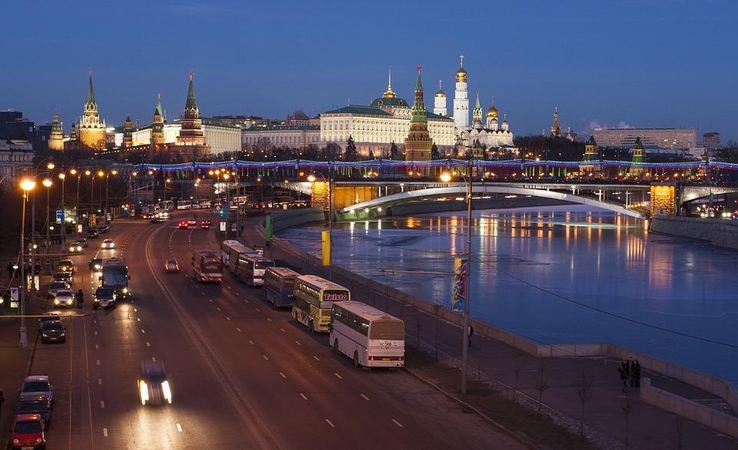 Du trečdaliai rusų įsitikinę, kad jų šalis turi priešų