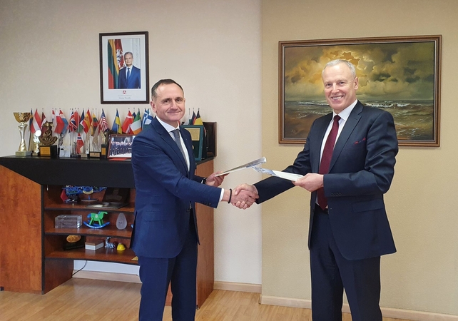 Vakarų laivų gamyklos įmonių grupė prisideda prie aukštojo mokslo sklaidos