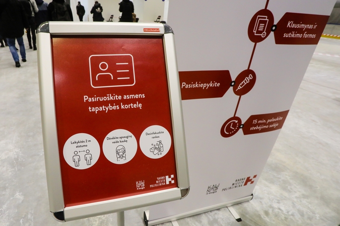 SAM rengia reikalavimus, kada savivaldybės galėtų pradėti skiepyti žemesnę grupę