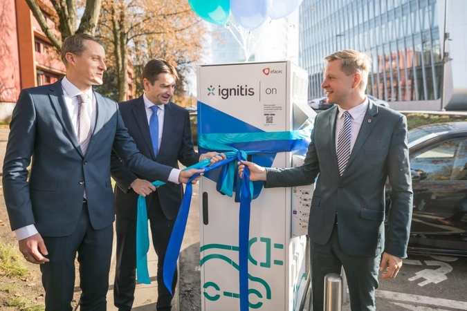 Sostinėje šiemet atsiras dar 59 greito įkrovimo stotelės elektromobiliams