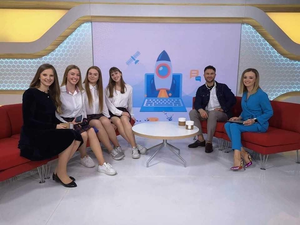 Įvertino moksleivių sukurtą natūralų oro gaiviklį