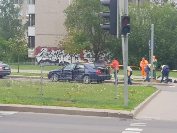 Sostinės Pilaitės sankryžoje susidūrė lengvieji automobiliai
