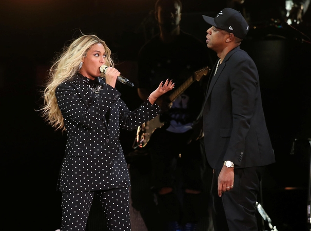  JAV popmuzikos žvaigždė Beyonce laukiasi dvynukų