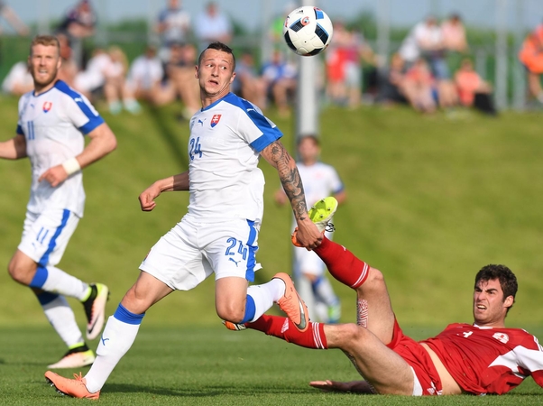 Būsimieji Lietuvos futbolo rinktinės varžovai nugalėjo gruzinus