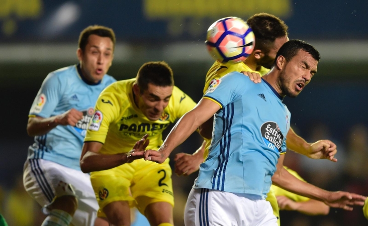 Varžovus sutriuškinęs „Villarreal“ lipa ant kulnų „Barcelona“ ekipai