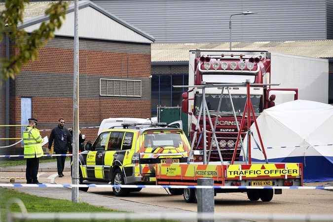 Vietnamas dėl Britanijoje rastų 39 mirusių migrantų sulaikė dar 8 asmenis
