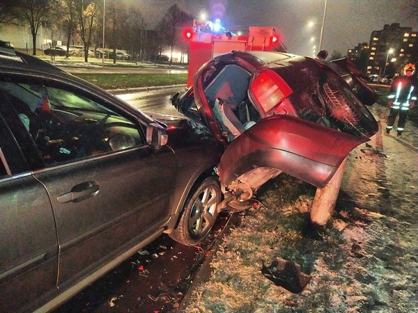 Šiaurės prospekte avariją sukėlė neblaivus „Volvo“ vairuotojas 