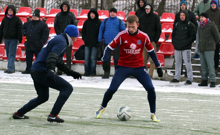 "Ekrano" futbolininkai pergale pradėjo kontrolinių rungtynių seriją