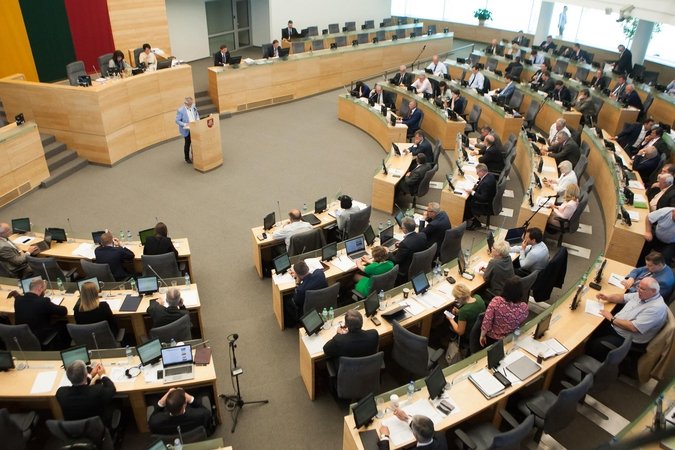 Seimas svarstys siūlymą bausti už siekius papirkti rinkėjus