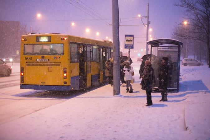 Sostinės transportui norima leisti nestoti dalyje stotelių, jei to neprašys keleiviai