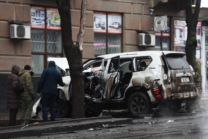 Rusų okupuotame Donecke sprogus automobilyje padėtai bombai žuvo buvęs kalėjimo direktorius