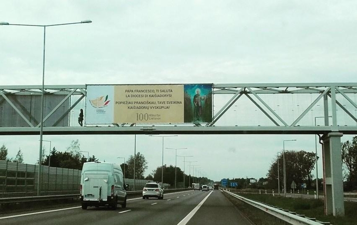Ir kelininkai rengiasi sutikti popiežių Pranciškų