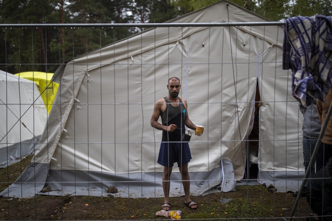 Pirmasis migrantas iš Irako savo noru išvyko namo, tą padaryti planuoja dar dešimt
