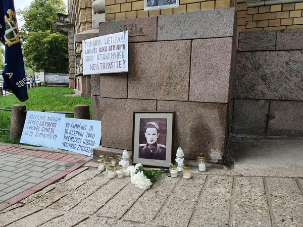 Ragina teisėsaugą įvertinti R. Šimašiaus veiksmus dėl J. Noreikos