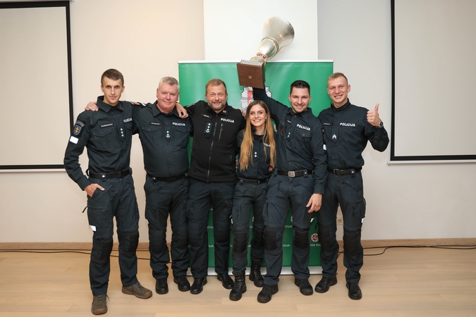 Geriausių policijos pareigūnų titulą iškovojo vilniečiai