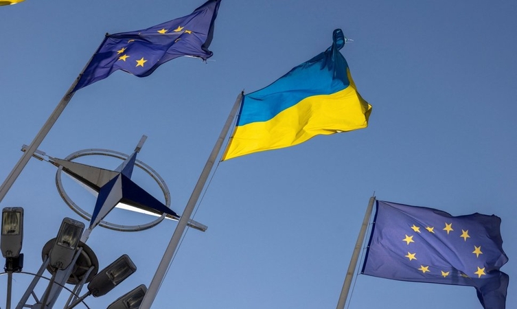 Ukraina pranešė apie sukčiavimo byloje įtariamus gynybos pareigūnus
