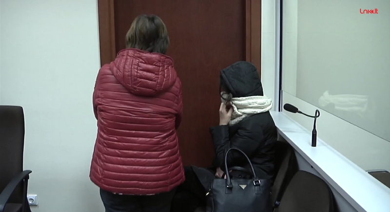 Į teismą moteris atvyko girta