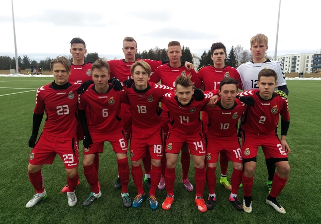 Lietuvos 19-mečių futbolo rinktinė mačą su estais baigė lygiosiomis