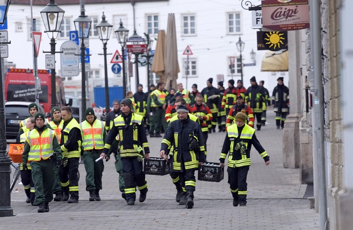 Vokietijoje dėl rastos bombos evakuota 54 tūkst. žmonių