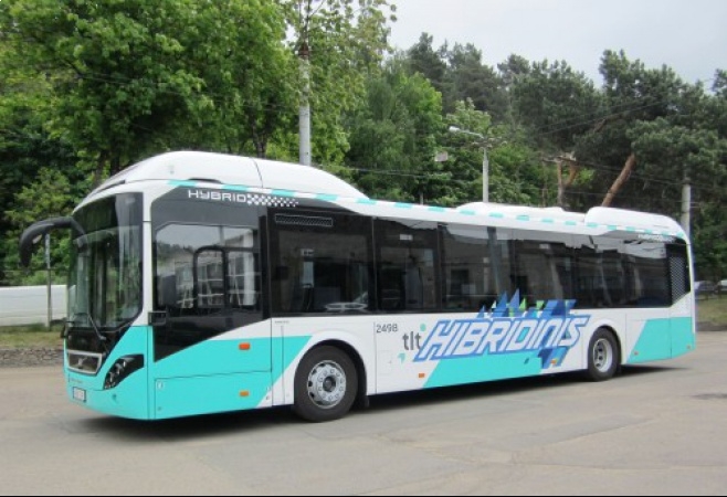 Vilniaus gatves išbandė hibridinis „Volvo“ autobusas