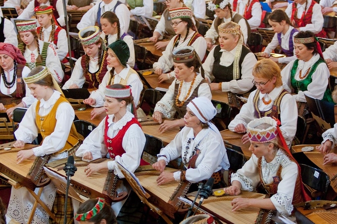 Dainų šventės koncerte prabils šimtai kanklių