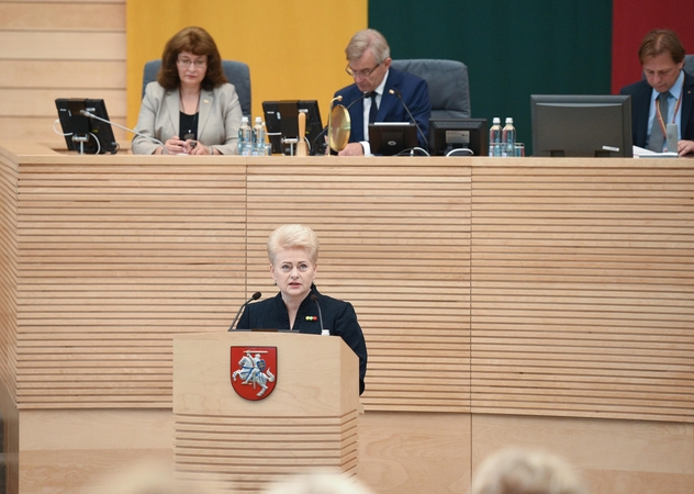 Prezidentė: politinės korupcijos byla atskleidė „neregėtą Lietuvą“
