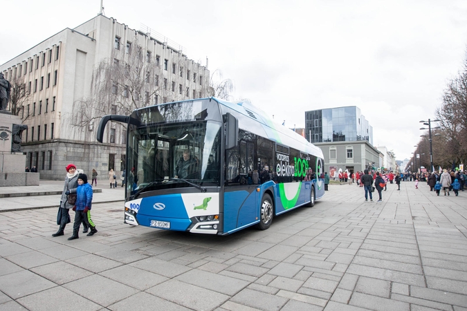 Elektriniai autobusai dar kelia įtarimų