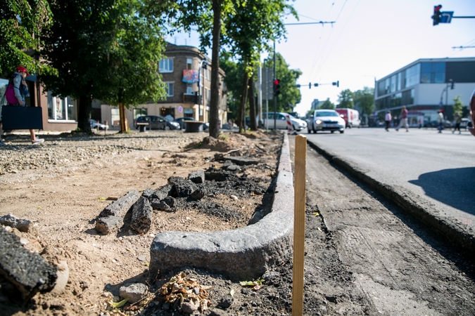 Akyli kauniečiai piktinasi miesto negerovėmis, tačiau kartais – visai be reikalo