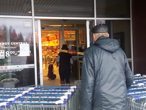 Gargžduose iš „Maximos“ teko evakuoti žmones