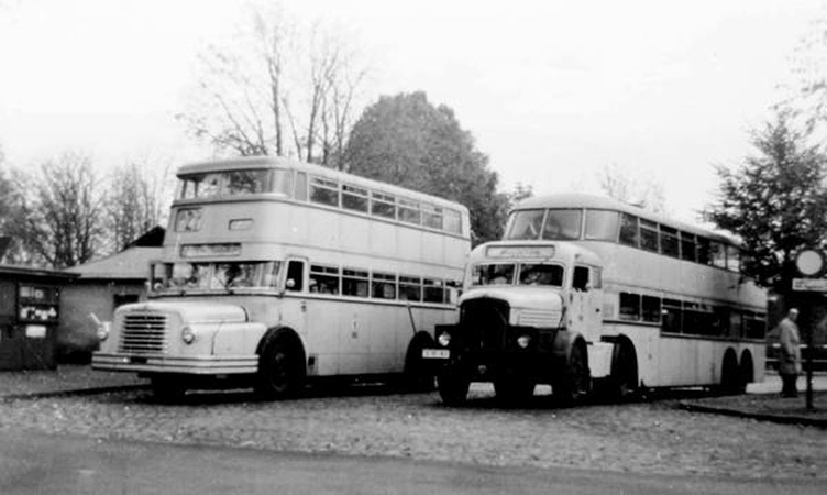 Dviaukščiai autobusai – ant balninio vilkiko važiuoklės