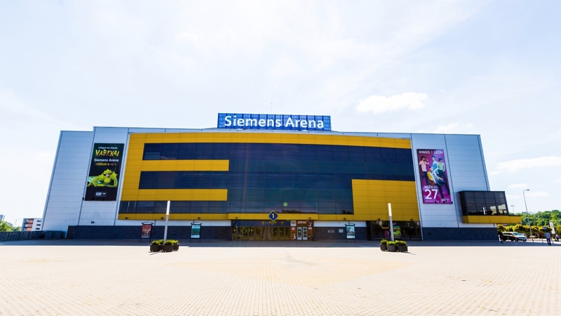 Ant „Siemens“ arenos nušvito didžiausi lauko ekranai Vilniuje
