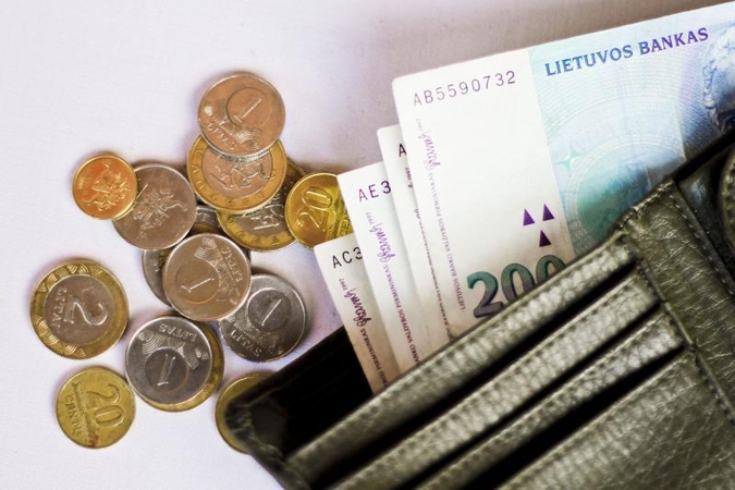 Kaune kitų kirgizų apiplėštas Kirgizijos pilietis prarado 10 tūkst. Lt