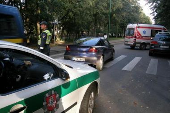 Savaitė keliuose: 65 eismo įvykiai, 3 žmonės žuvo, 73 sužeisti