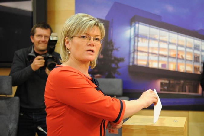 Lietuvos lenkai apkaltino V. Landsbergį konflikto kurstymu