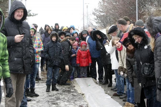 Velykų linksmybėms Palangoje sutrukdė sniegas 