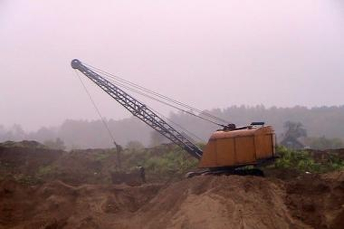 Už neteisėtą žvyro kasimą – tūkstantinės baudos