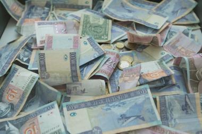 Pirmosios slėnių investicijos – į jūrinius tyrimus, superkompiuterį ir lazerių kompleksą 