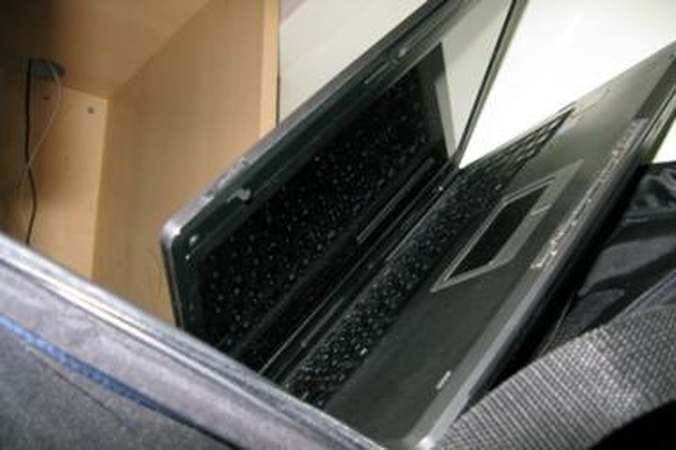 Vyriausybė siūlo Seimui įteisinti elektroninį balsavimą rinkimų apylinkėse
