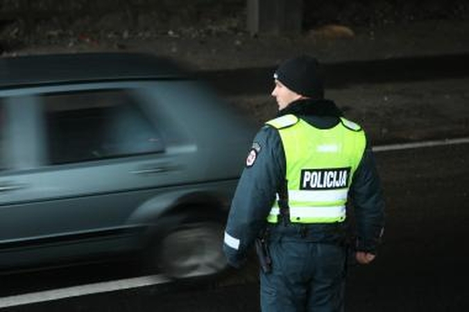 Ryšį su policija palaikyti padės specialios dėžutės 