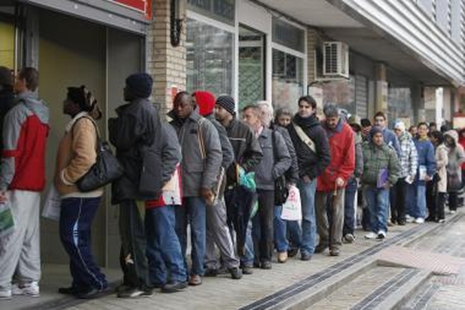 Ispanija ir Graikija žada griežtai taupyti. Ar ne per vėlai?