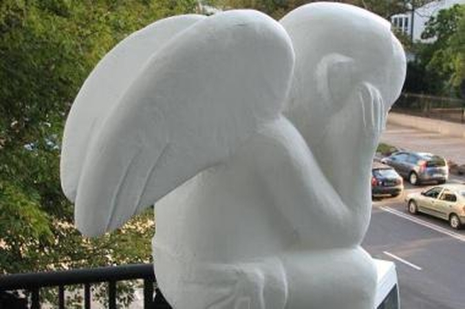 Angelas iš Vilniaus „nutūps“ Milane