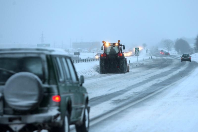 Naktį snigti neturėtų, eismo sąlygos neturėtų prastėti