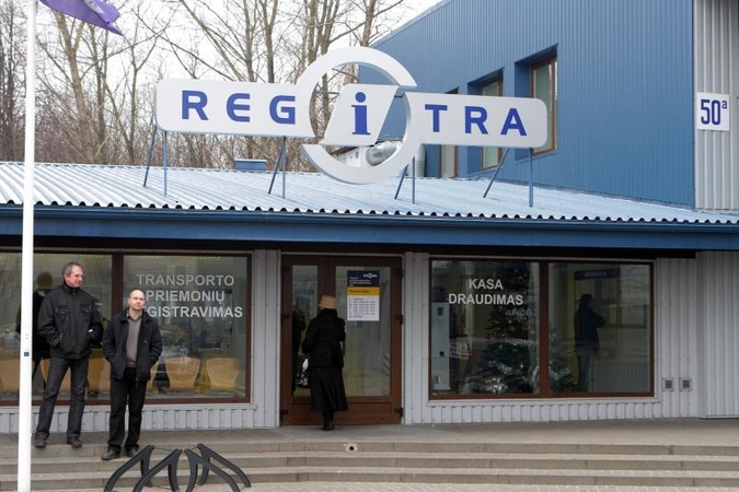 Uostamiesčio „Regitros“ filiale pasigesta grynųjų pinigų (papildyta)