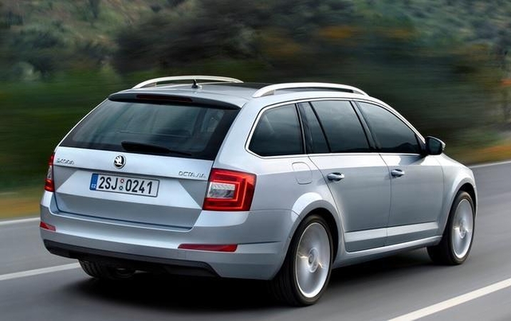 „Škoda“ pristatė trečios kartos „Octavia“ universalą