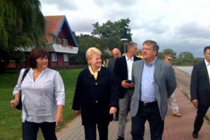 D.Grybauskaitei Lenkijos prezidentas pasakė, kad neparduoda Mažeikių naftos