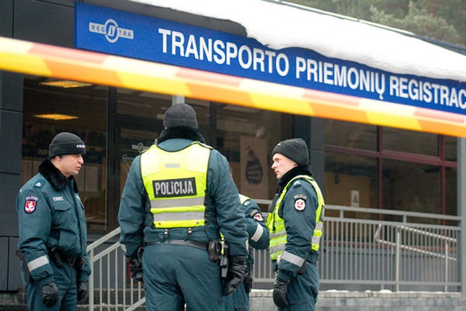 Registruoti automobilių - su vogtais dokumentais