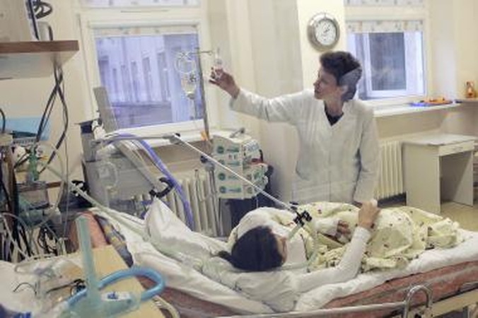 Paauglio mirtis nuo gripo: teismo išvados - ne medikų naudai