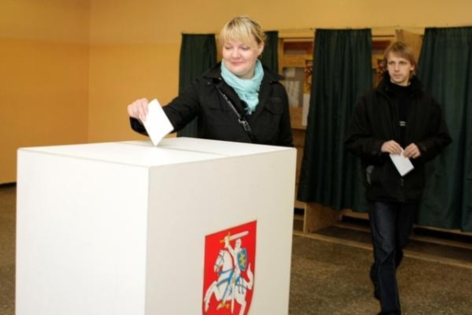 Rinkėjai nebuvo aktyvūs, fiksuoti smulkūs pažeidimai (atnaujintas)