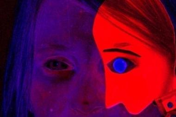Lėlių teatro kūrėjos parodoje – lėlių ir lėlininkų fotoportretai
