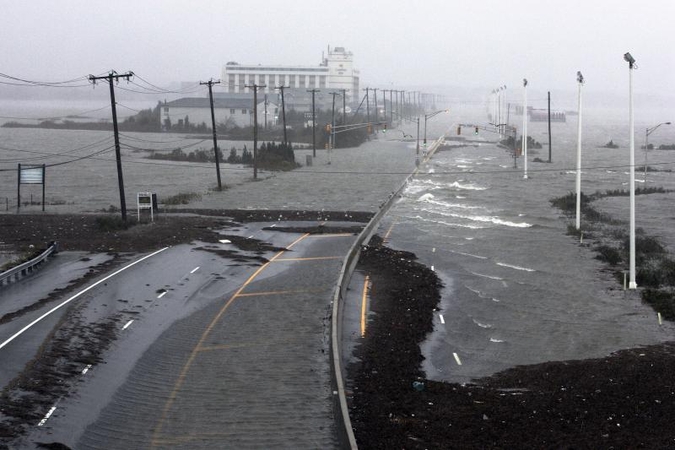 Praūžus „Sandy“, orai Niujorke toliau krečia išdaigas